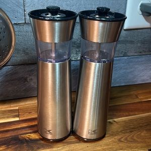 KALORIK Gravity Activated Salt and Pepper Grinders